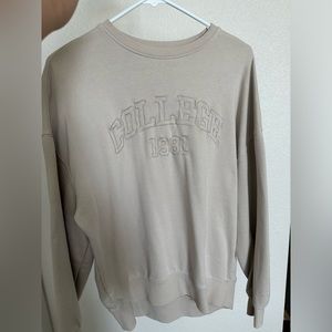 GARAGE Soft, beige sweater
